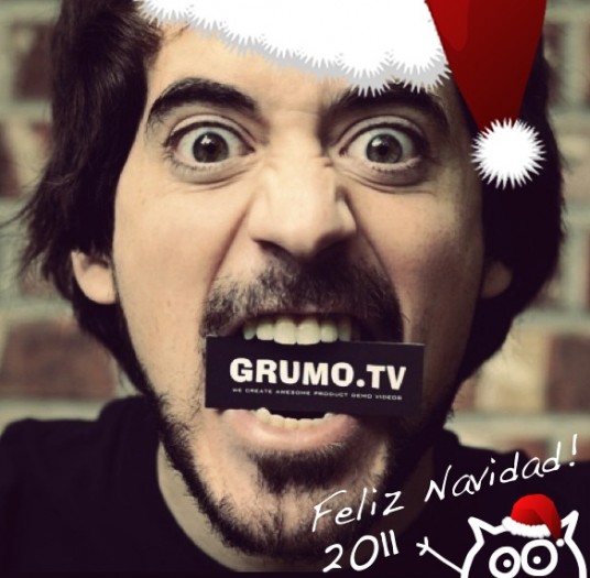 Miguel and Grumo Say: Feliz Navidad Amigos!